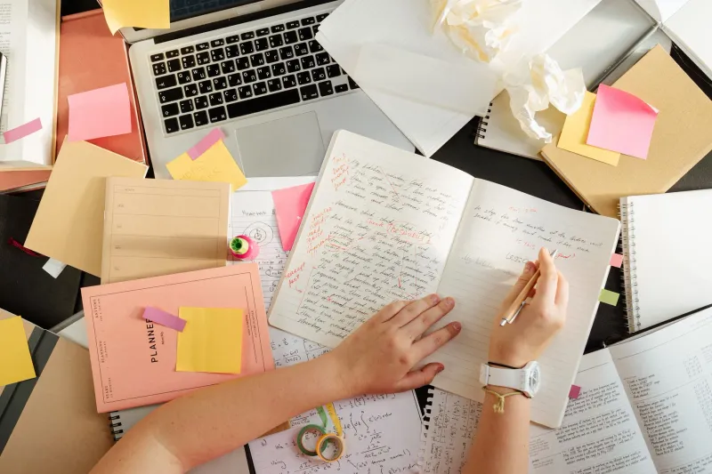 Cómo elegir un escritorio para estudiar en casa